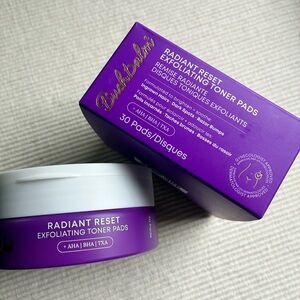 BushBalm Radiant Reset Exfoliating Toner Pads
